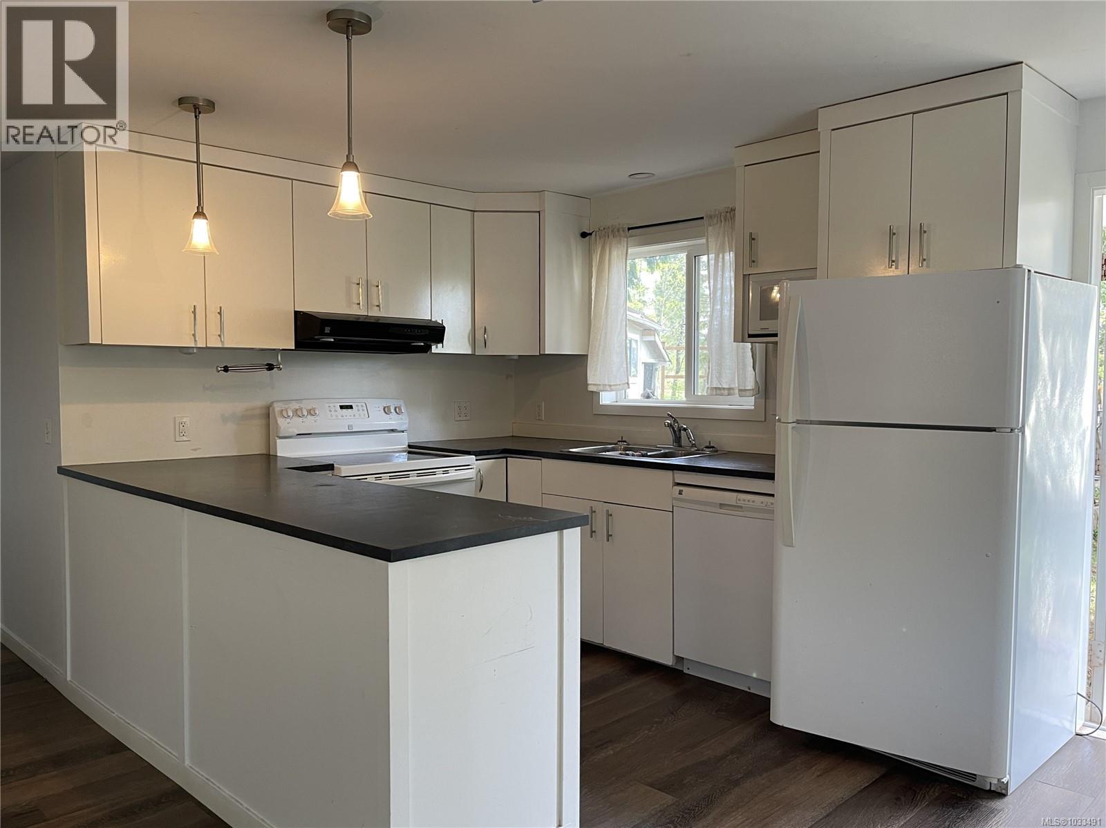 6351 Renton Rd N - 16