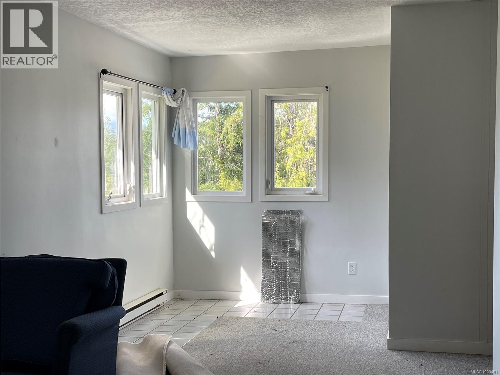 6351 Renton Rd N - 27