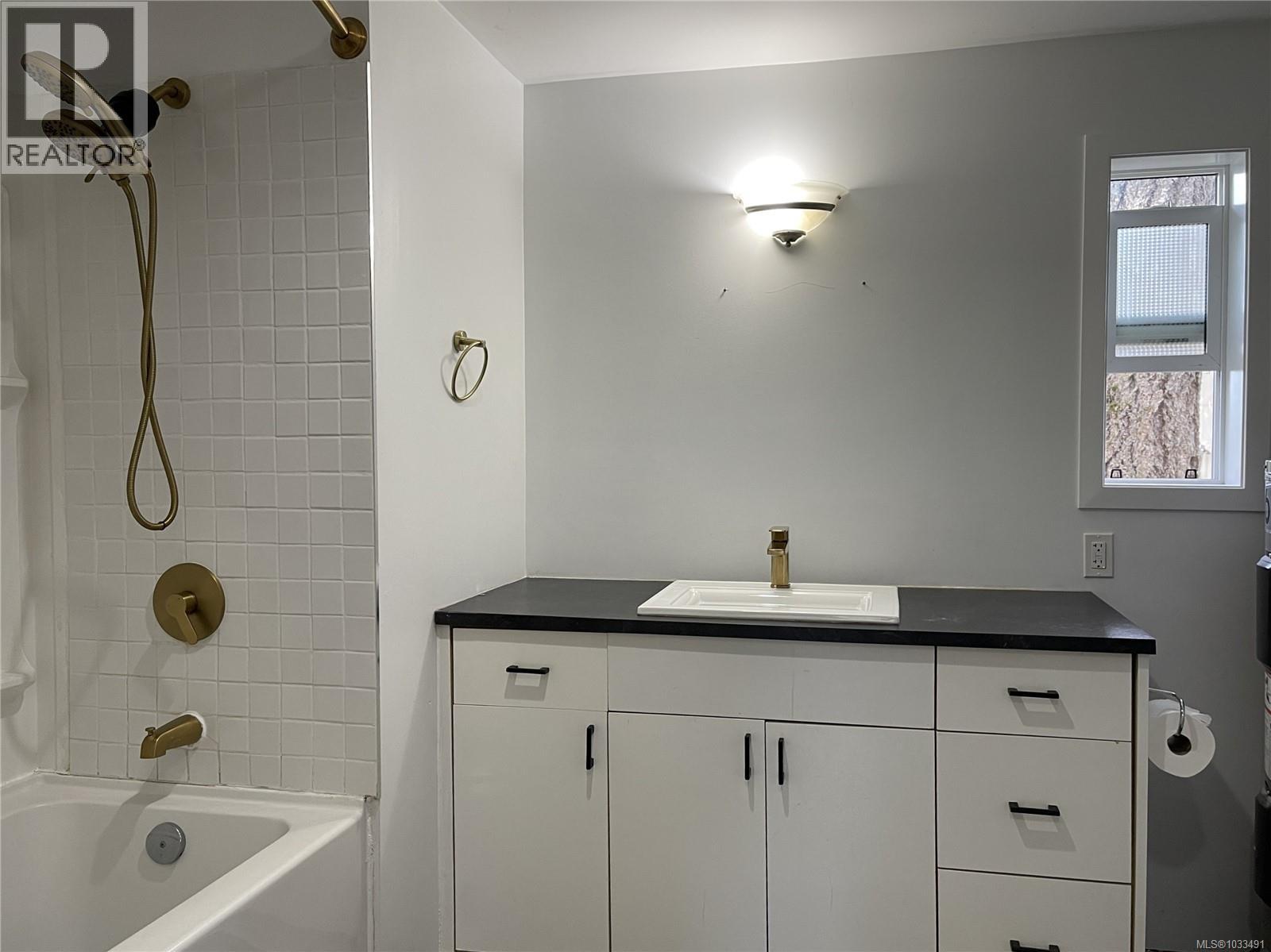 6351 Renton Rd N - 24