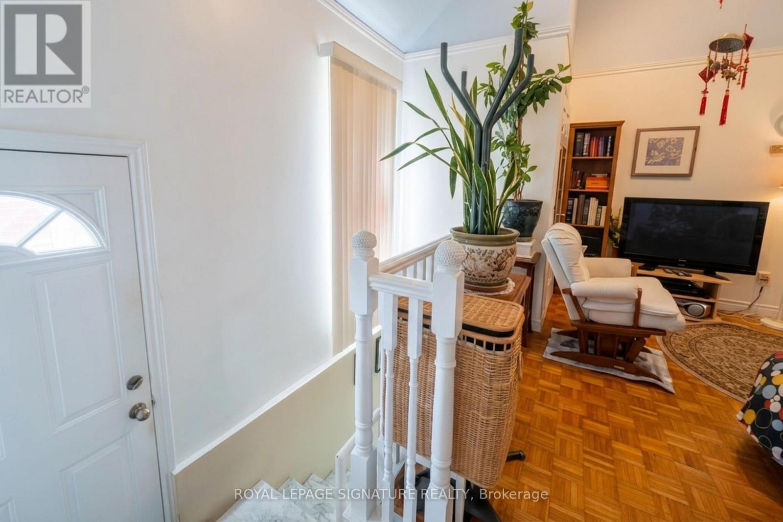 537 WESTMOUNT AVENUE — photo 9
