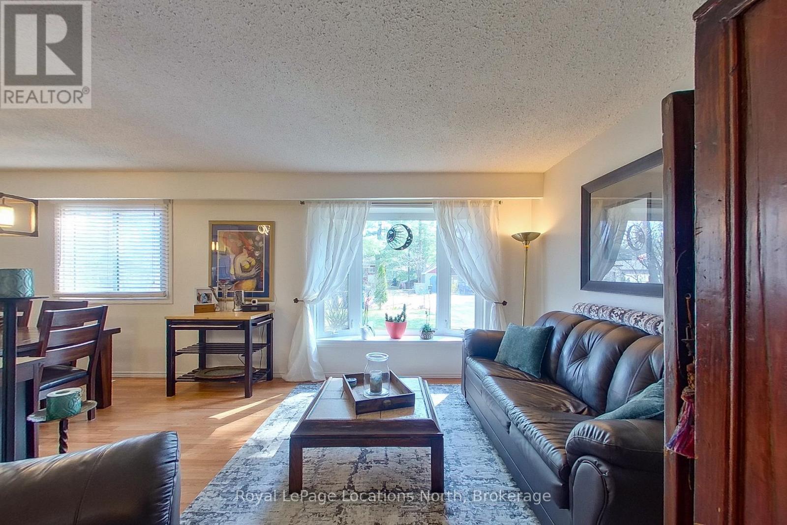 152 MELROSE AVENUE - 4