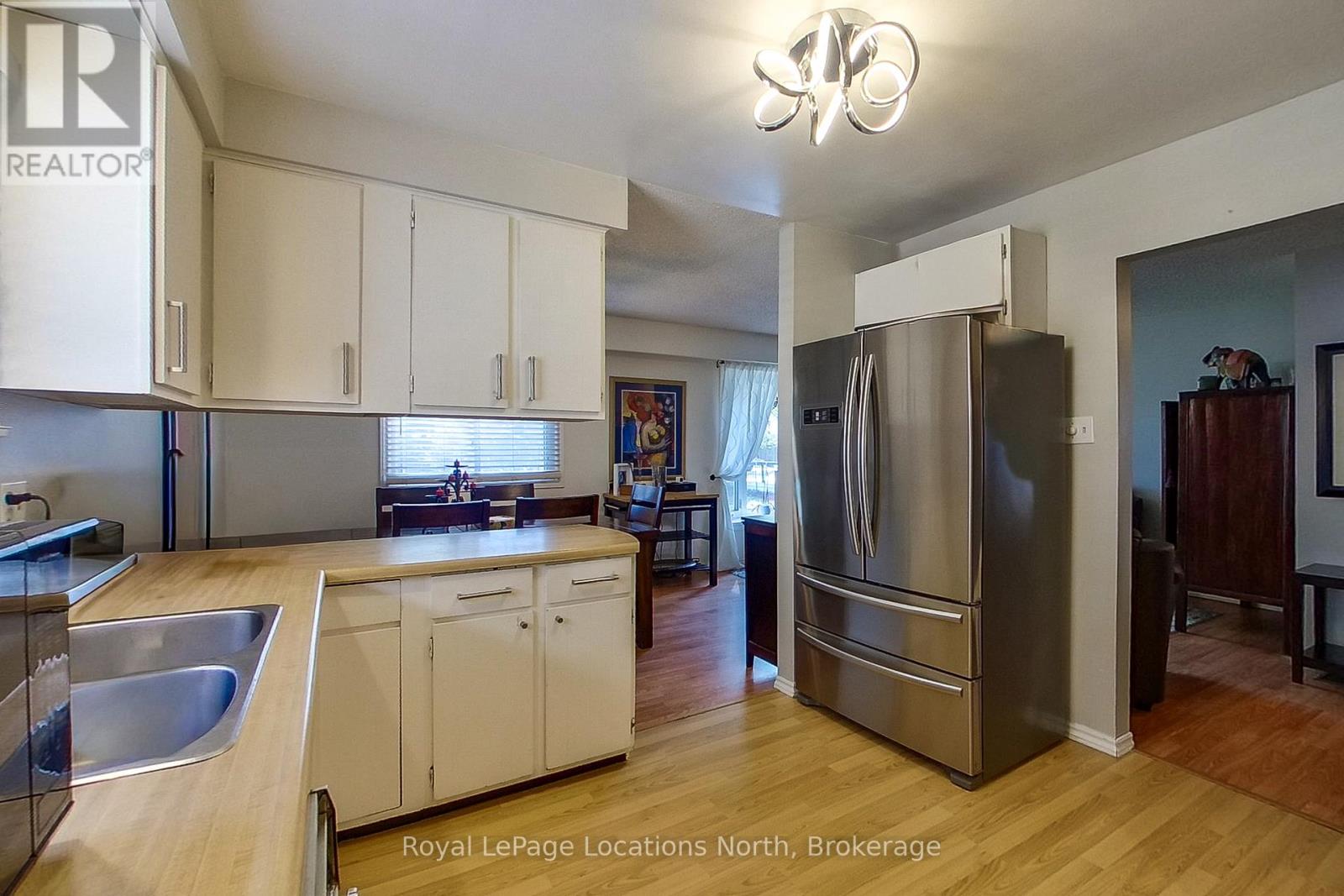 152 MELROSE AVENUE - 7