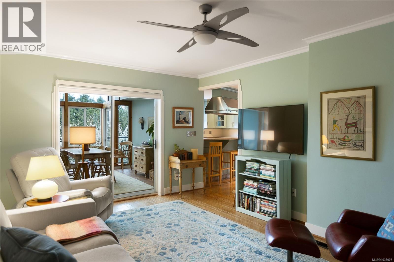 1541 Despard Ave - 16