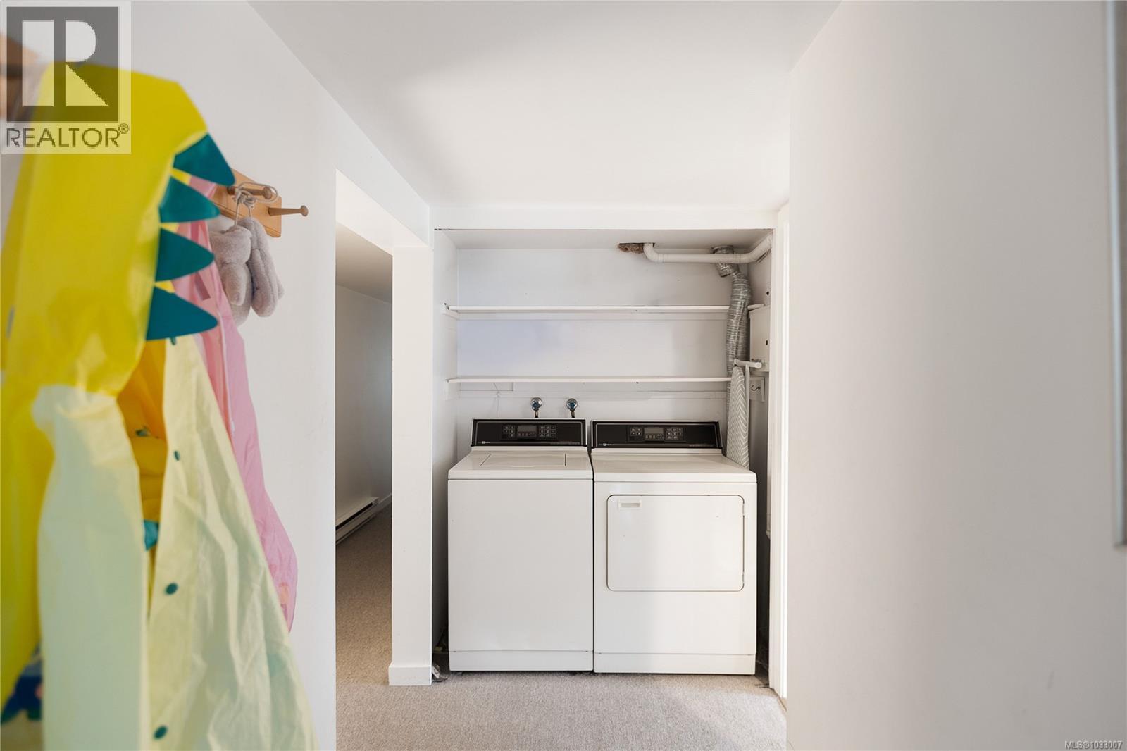 1541 Despard Ave - 36