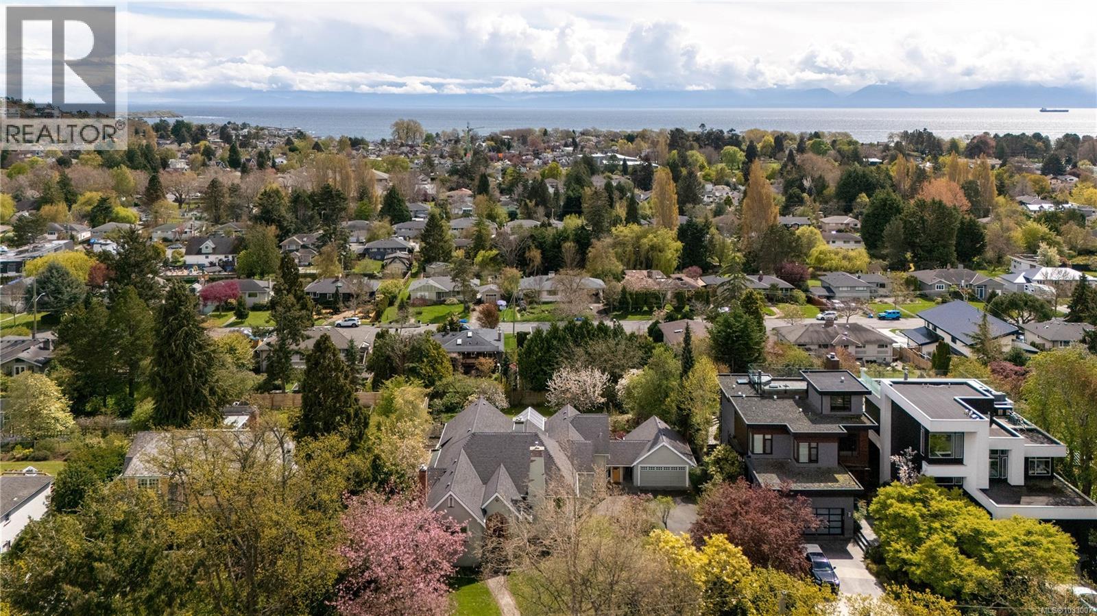 1541 Despard Ave - 57