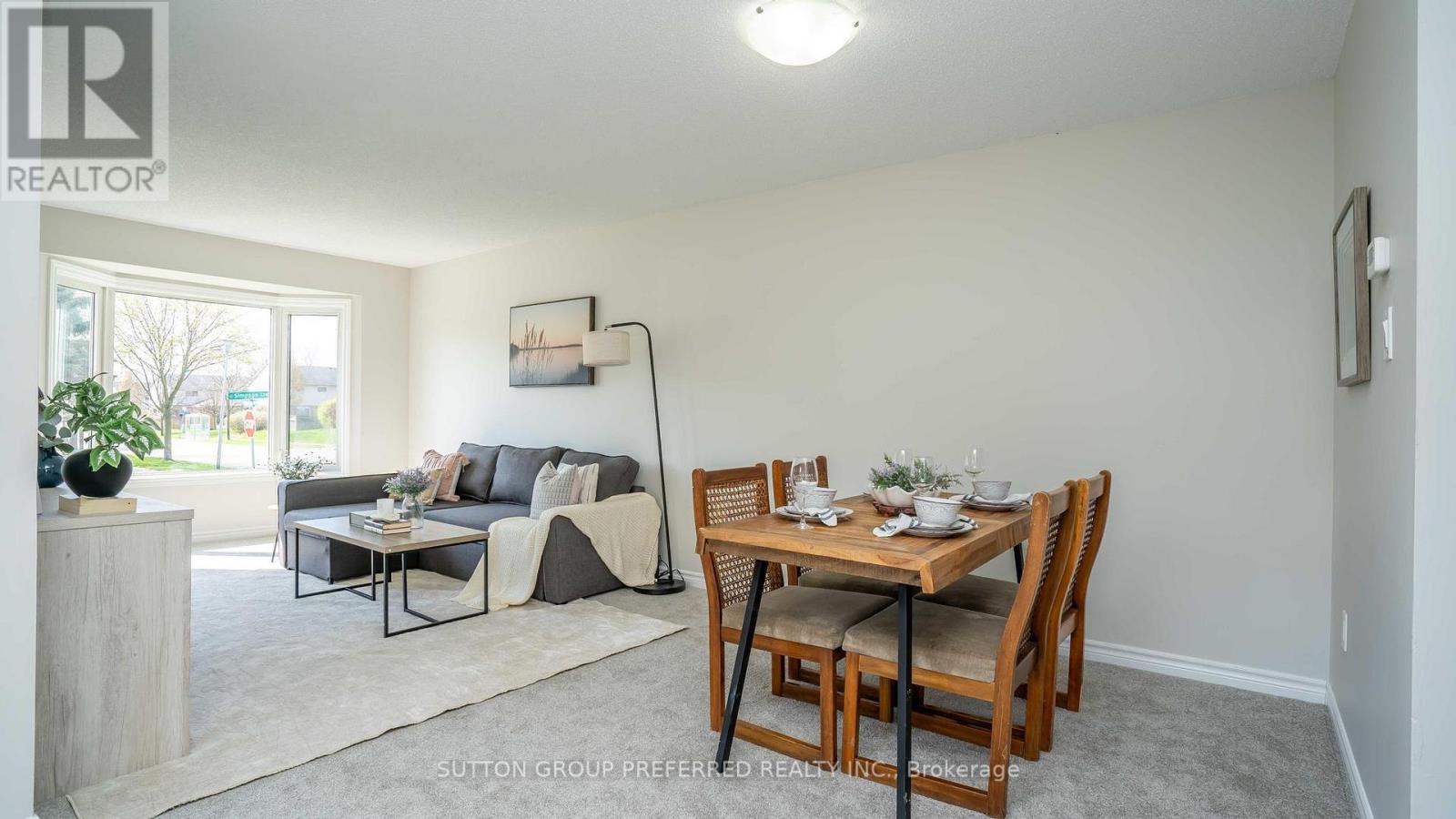 195 SIMPSON CRESCENT — photo 9