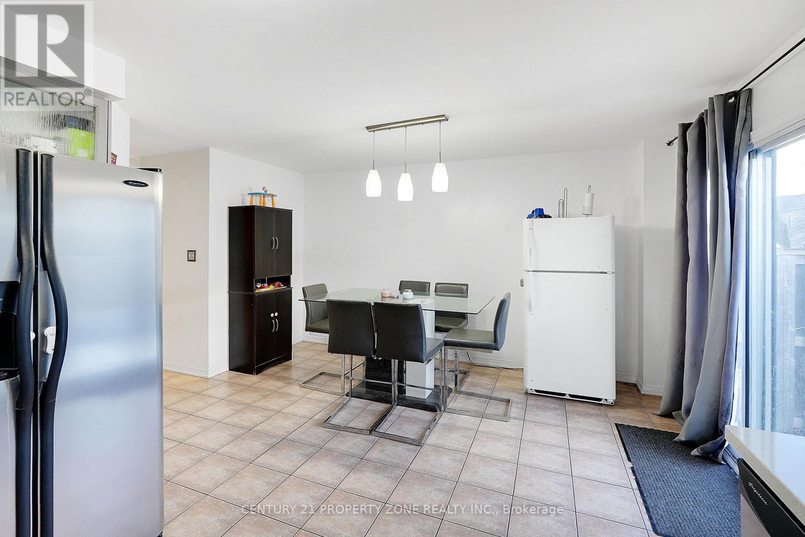 17 RIVERPLACE CRESCENT - 10