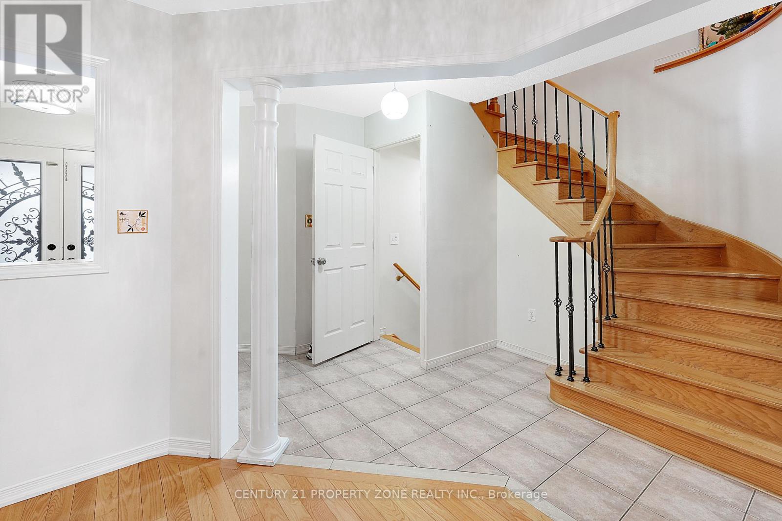 17 RIVERPLACE CRESCENT - 6