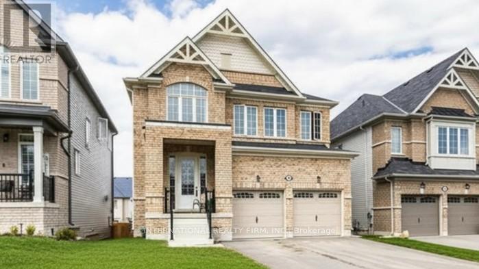 18 HANCOCK CRESCENT - 1