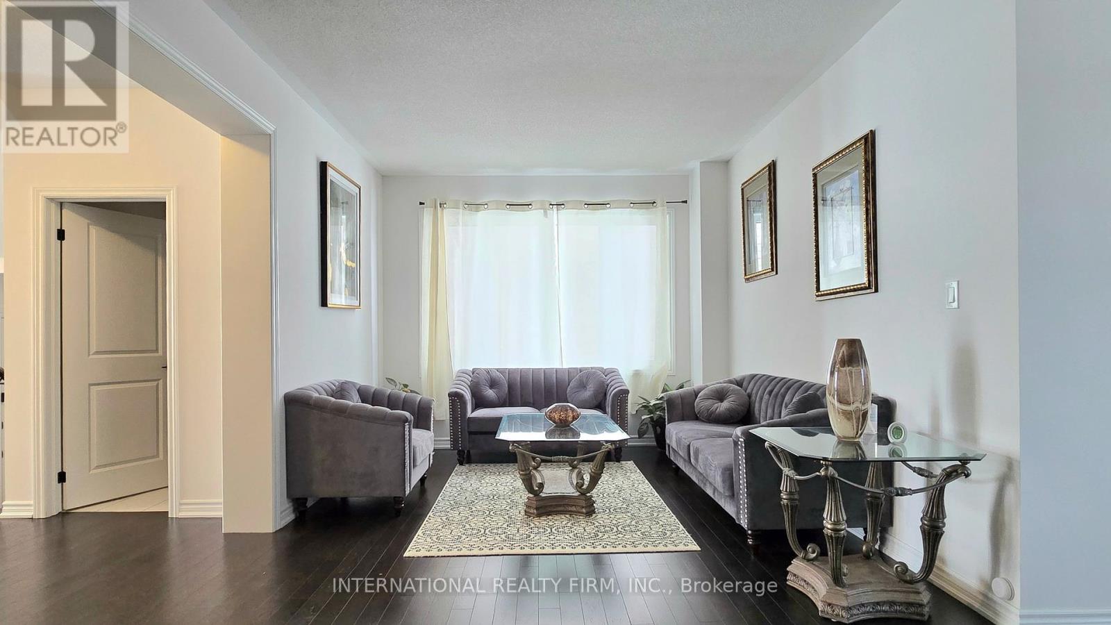 18 HANCOCK CRESCENT — photo 5