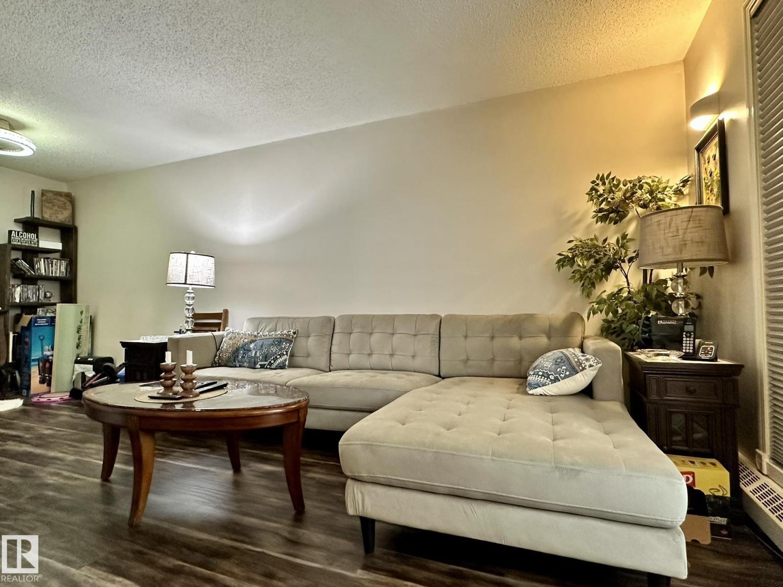 #211 9619 174 ST NW, Edmonton