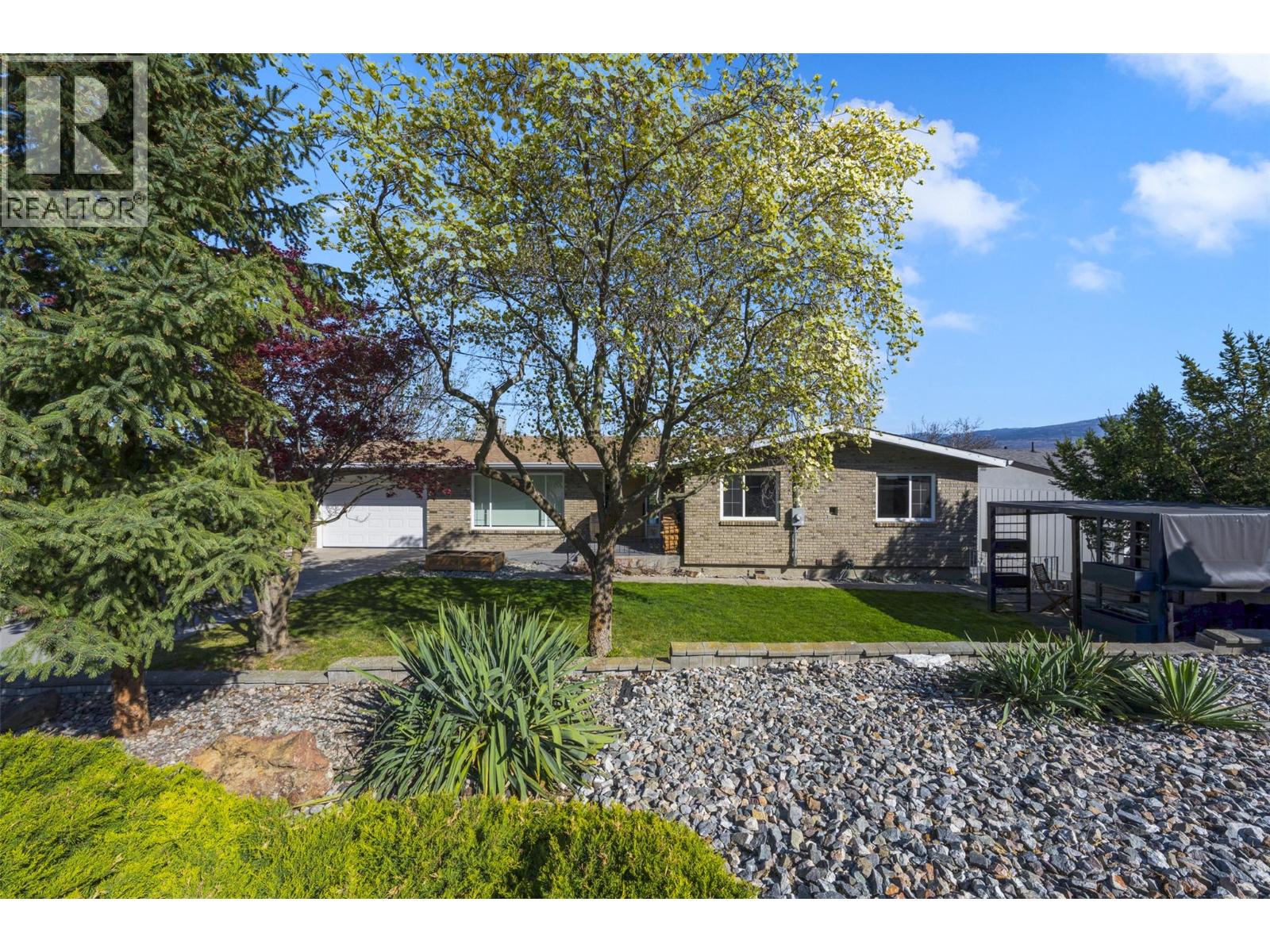  2741 Benedick Road, West Kelowna