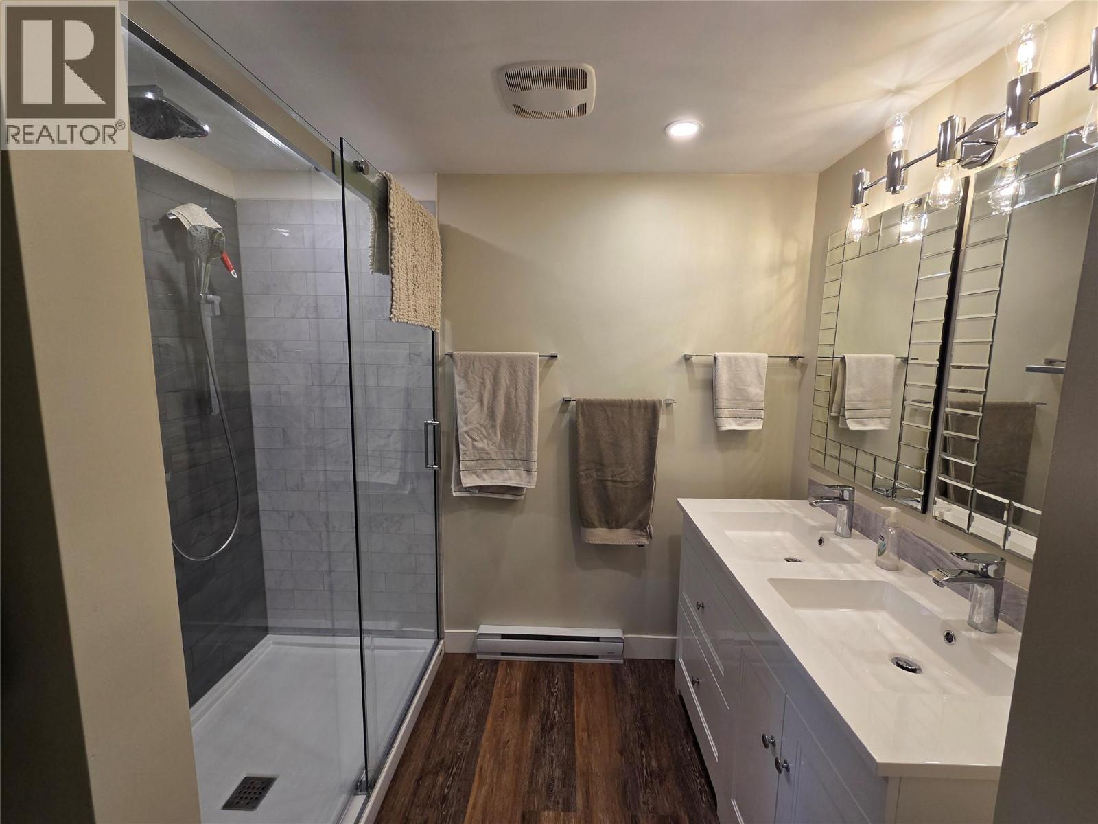 114 Cedar Avenue - 23