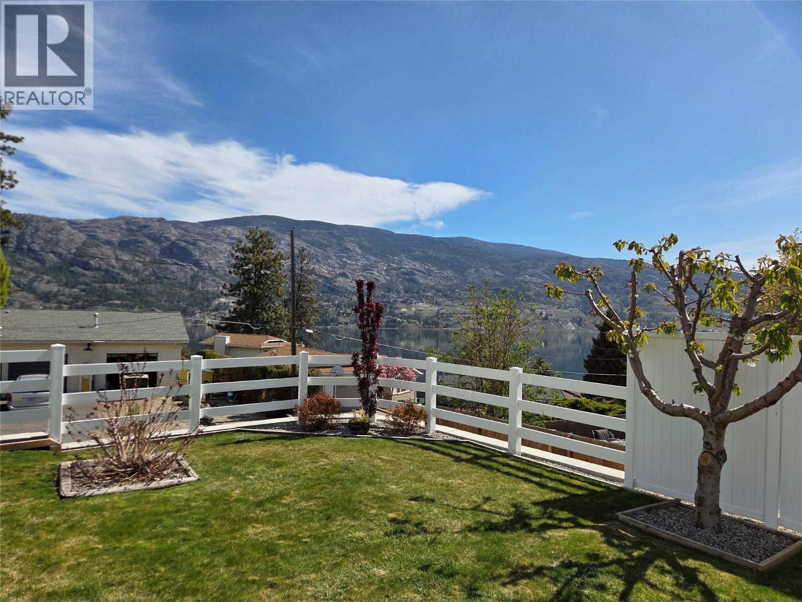 114 Cedar Avenue - 33