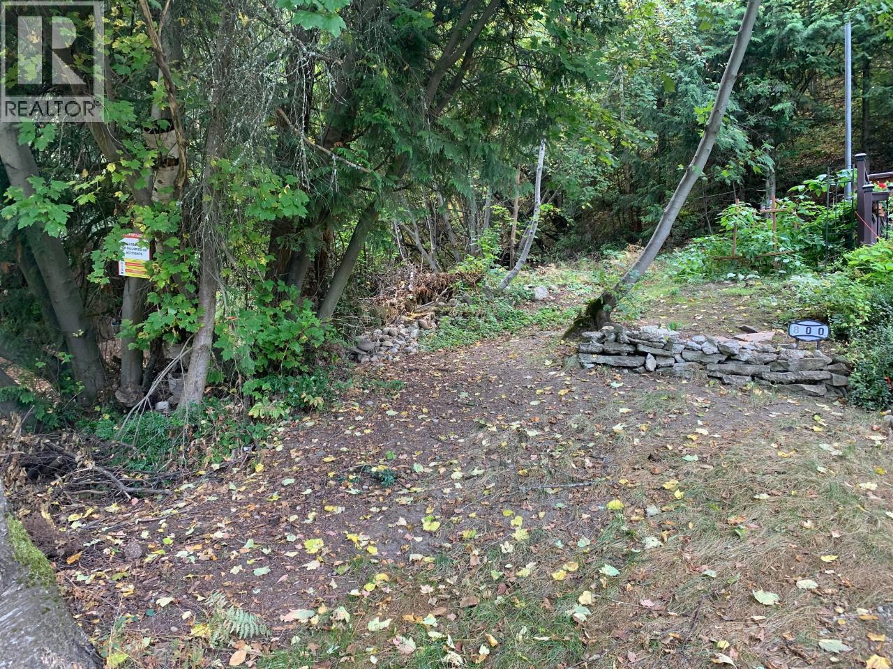 800 LYNNWOOD Crescent — photo 13