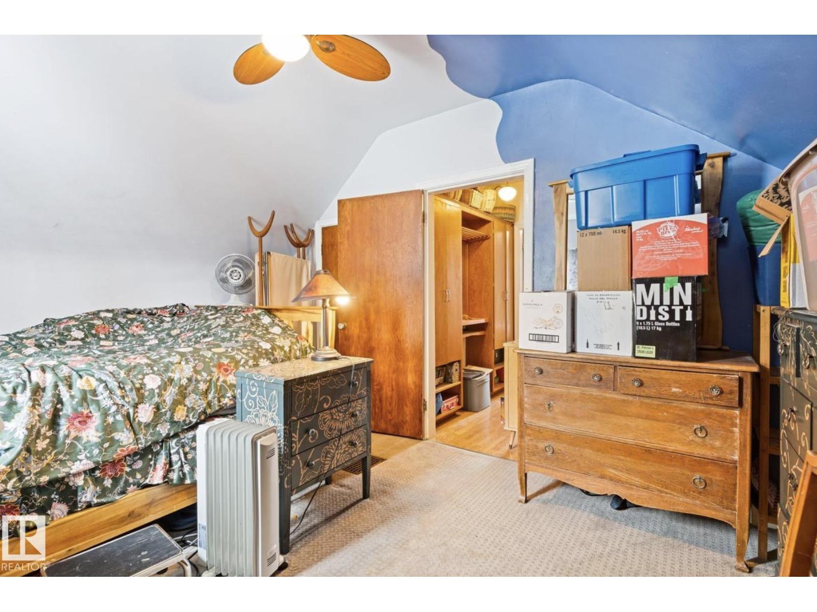 7703 77 Avenue NW, Edmonton