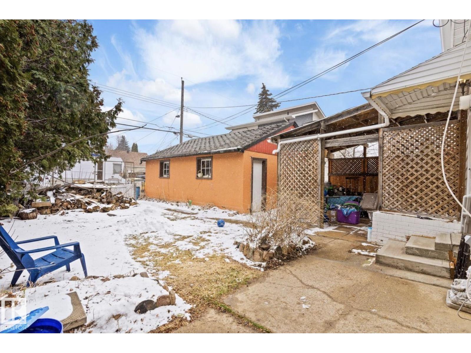 7703 77 Avenue NW, Edmonton