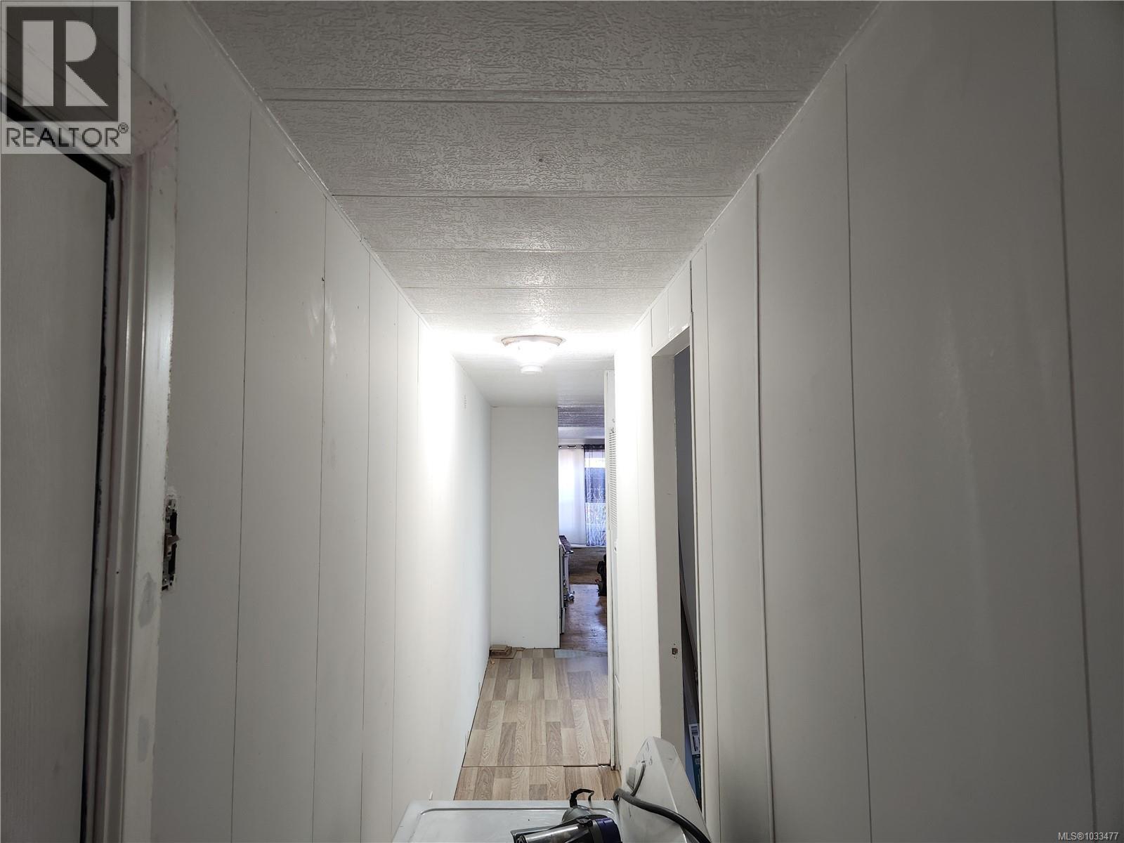 #38 971 Douglas Ave - 22