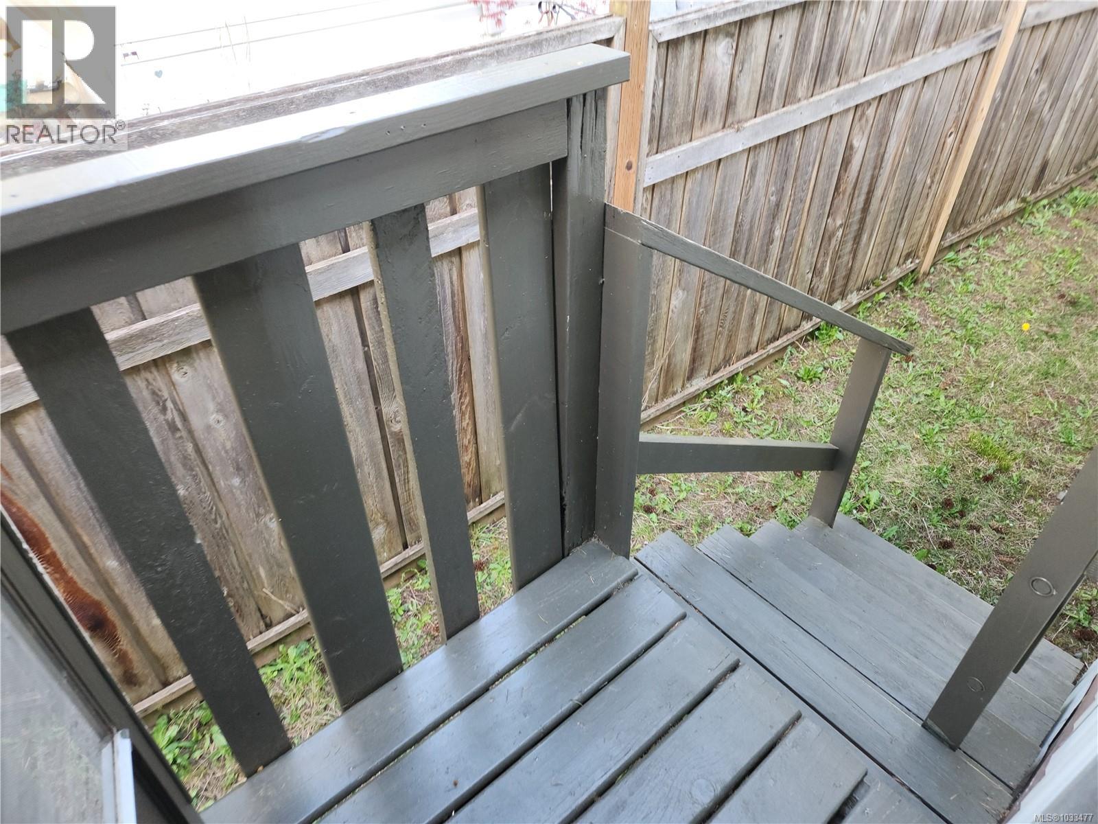 #38 971 Douglas Ave - 24