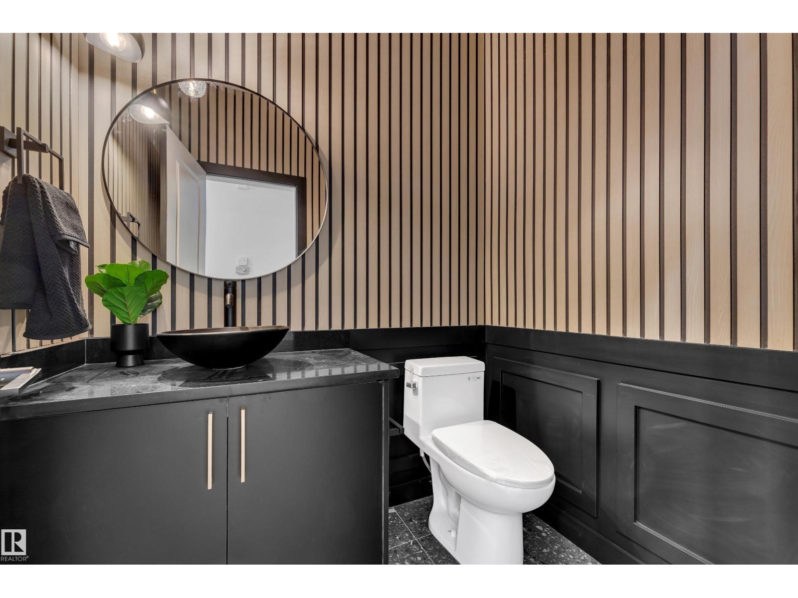 1089 Starling DR NW, Edmonton