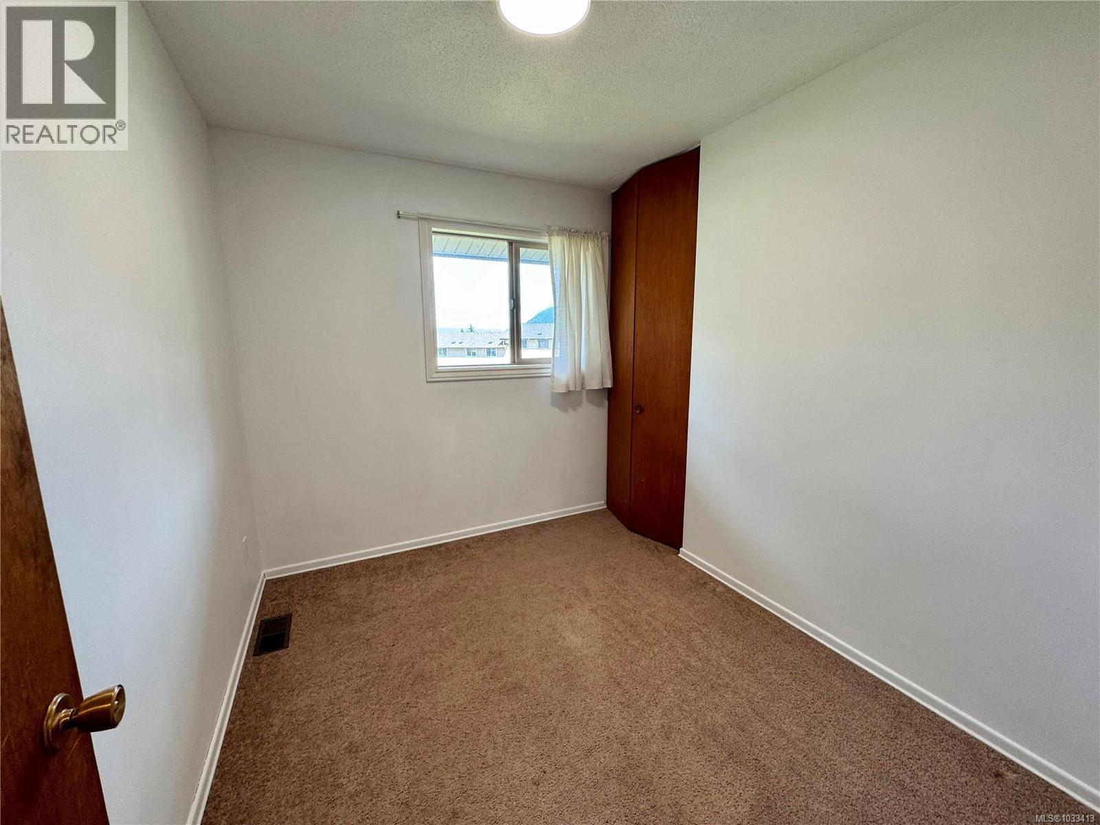 903 Maquinna Ave - 19