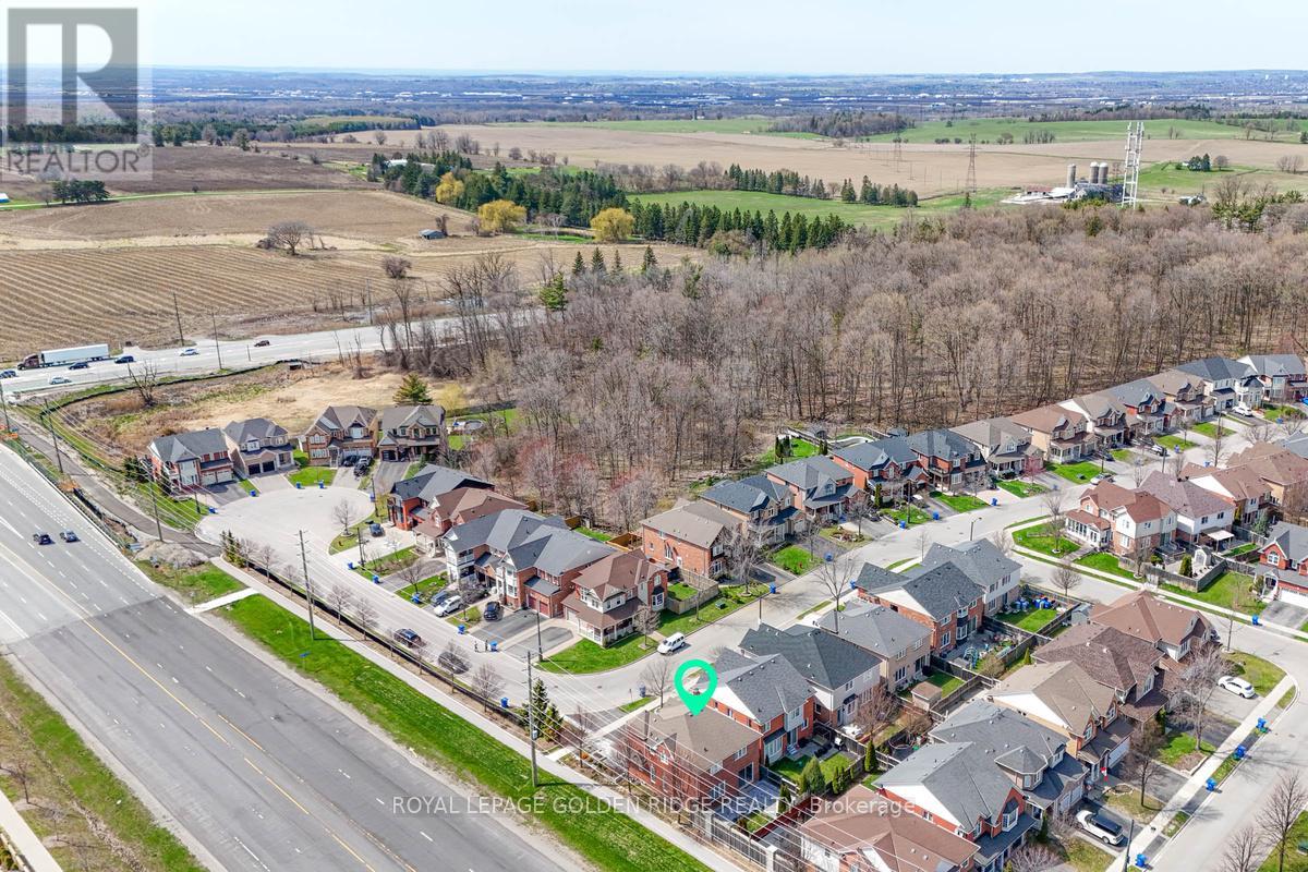78 BULMER CRESCENT - 37