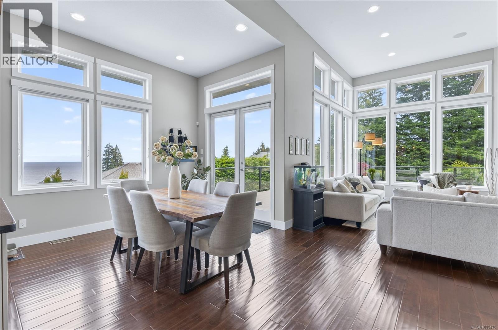 5676 Muggies Way - 11