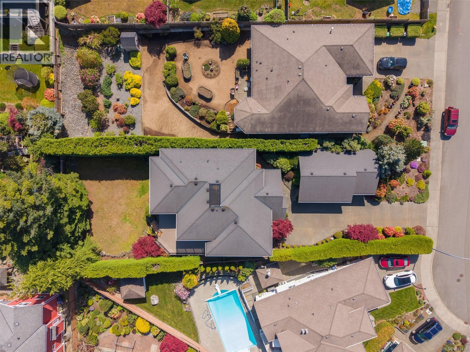 5676 Muggies Way - 57