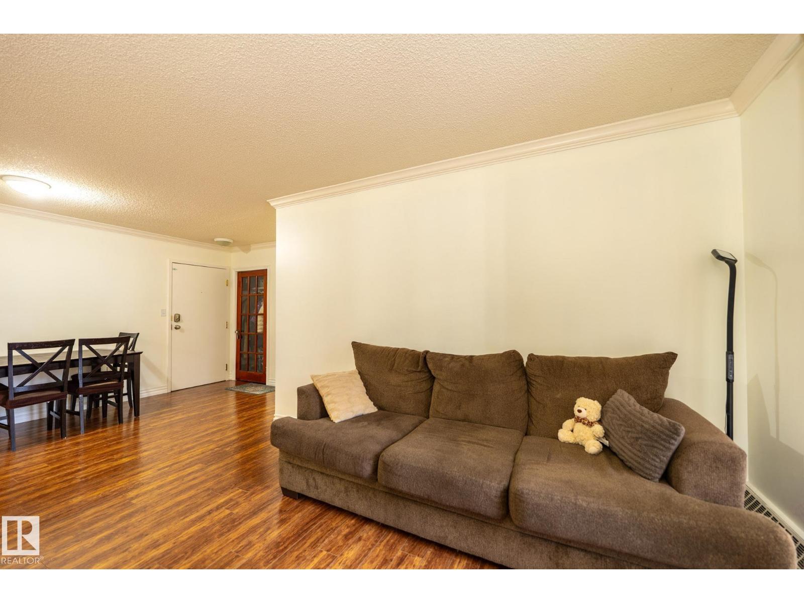 #142 10636 120 ST NW, Edmonton