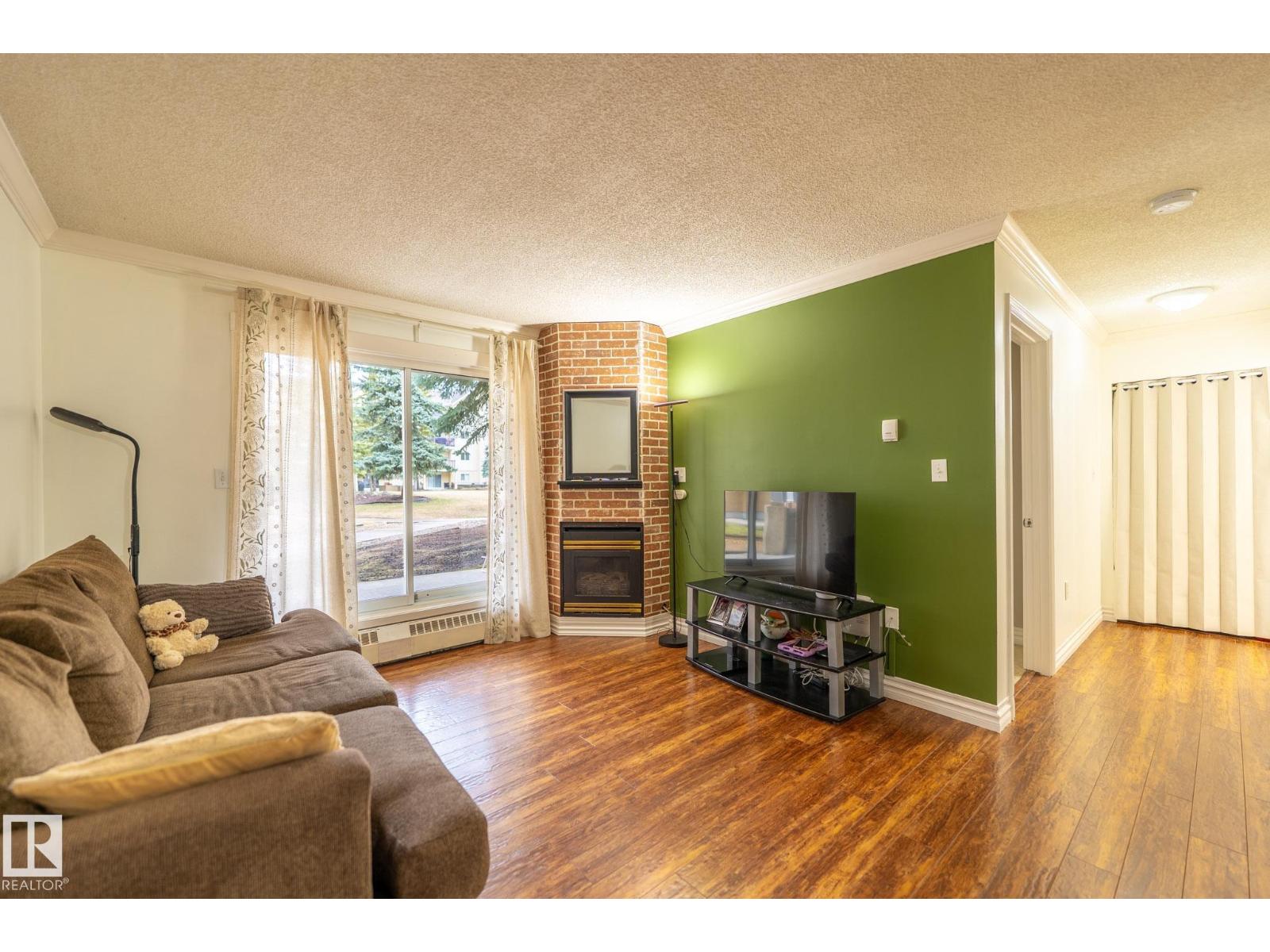 #142 10636 120 ST NW, Edmonton