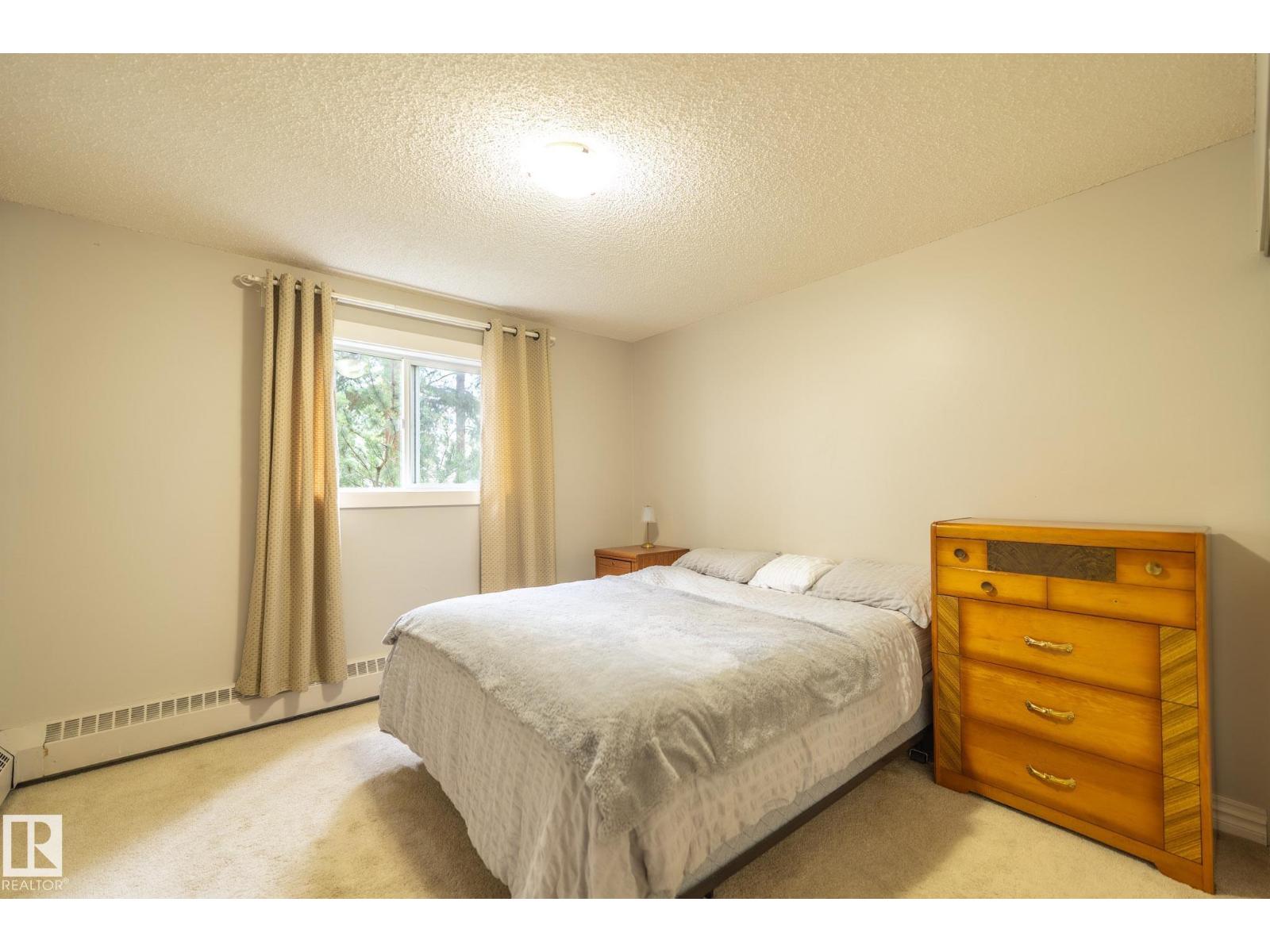 #142 10636 120 ST NW - 8
