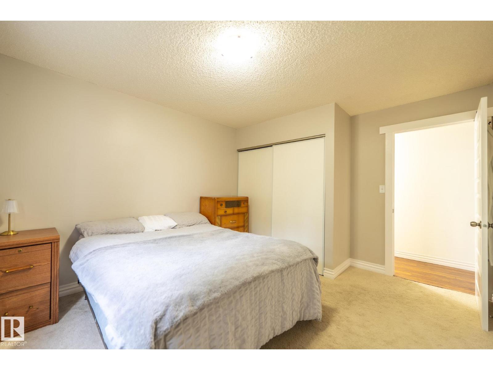 #142 10636 120 ST NW - 9