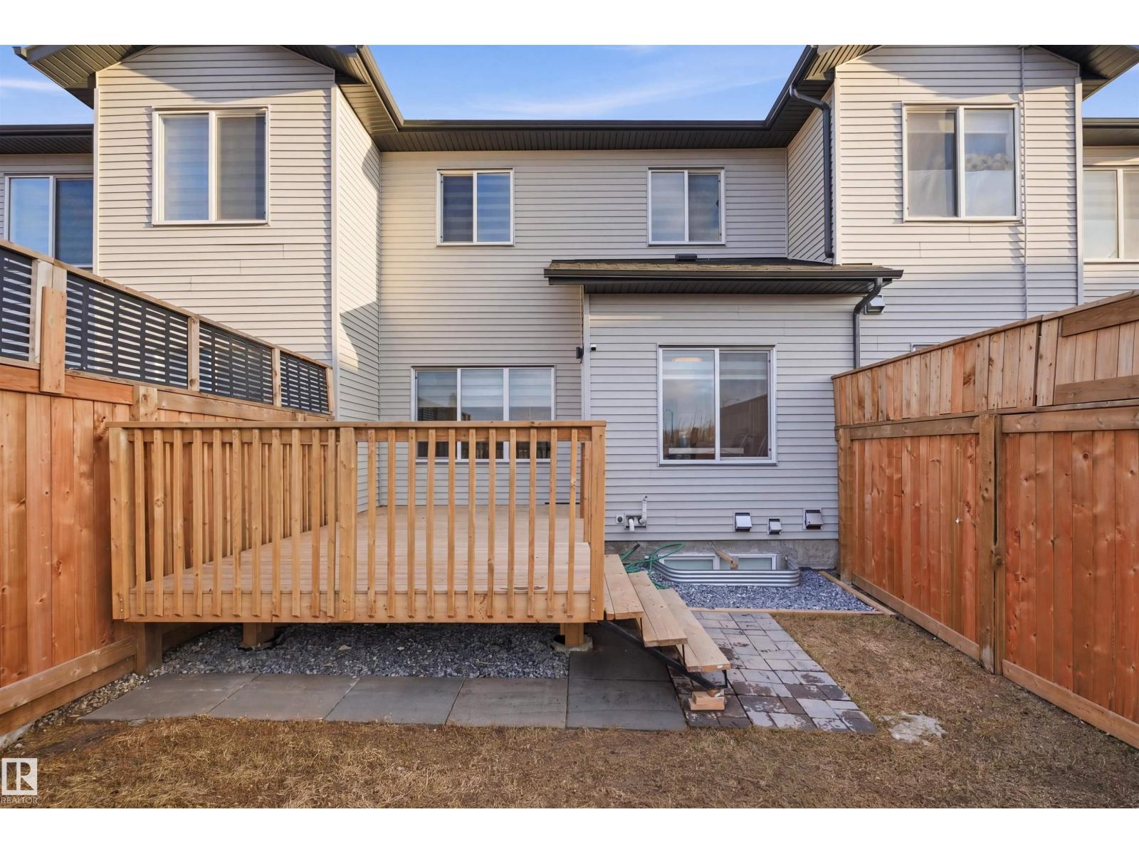 7782 174A AV NW, Edmonton