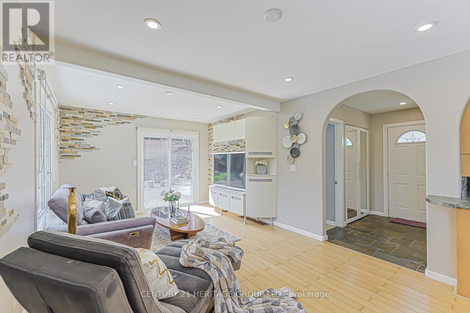 31 MITCHELL AVENUE - photo 4