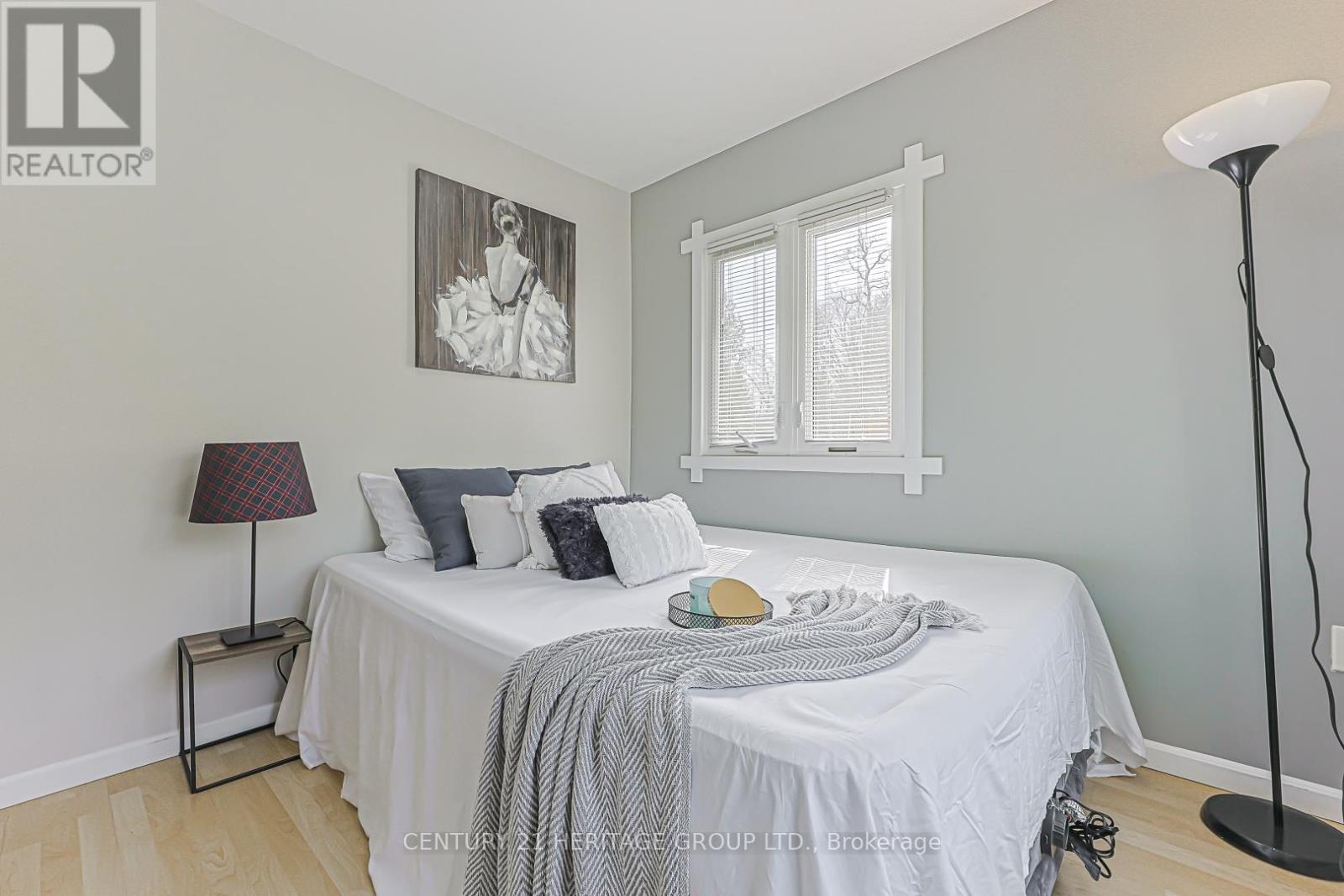 31 MITCHELL AVENUE — photo 13