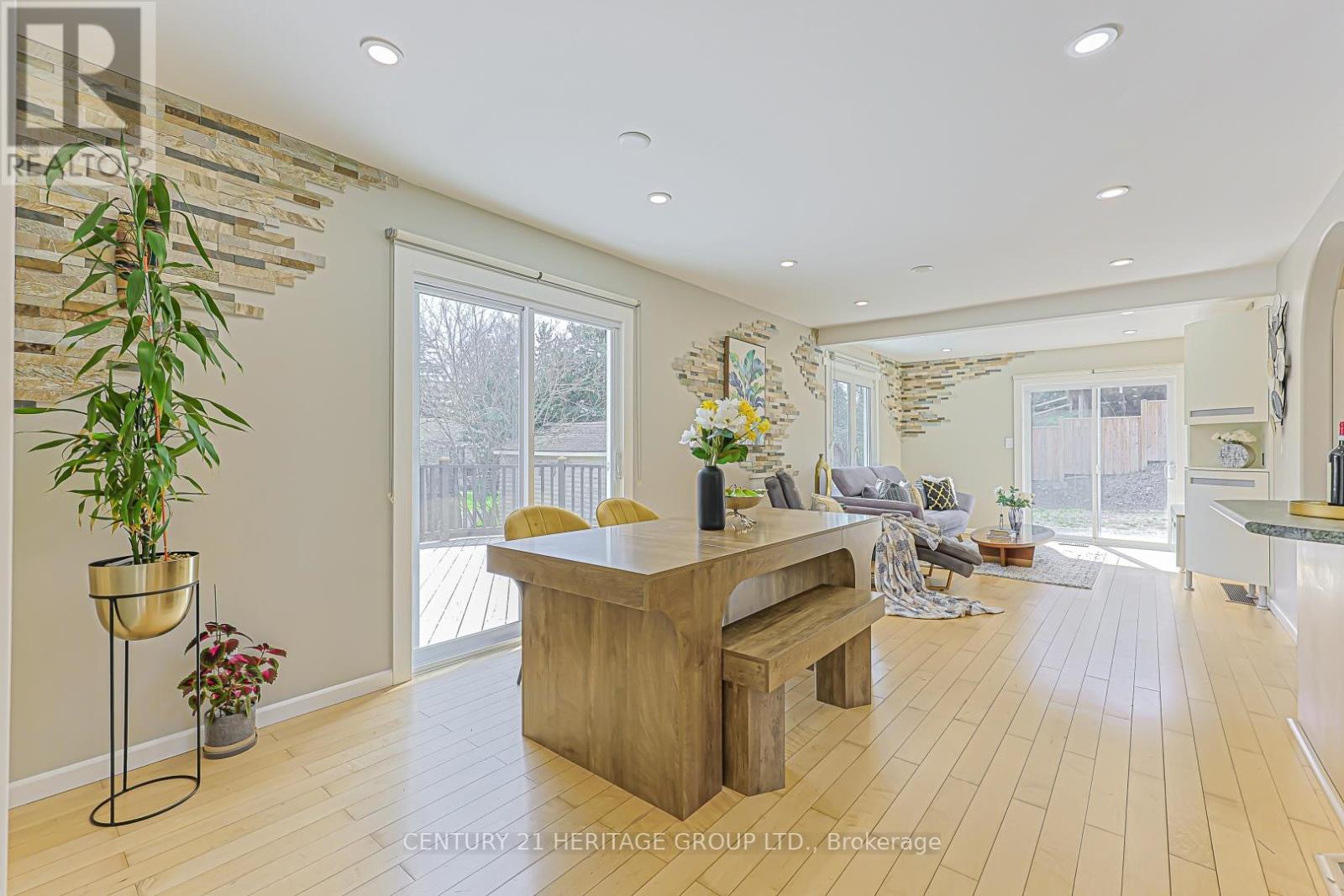 31 MITCHELL AVENUE — photo 6
