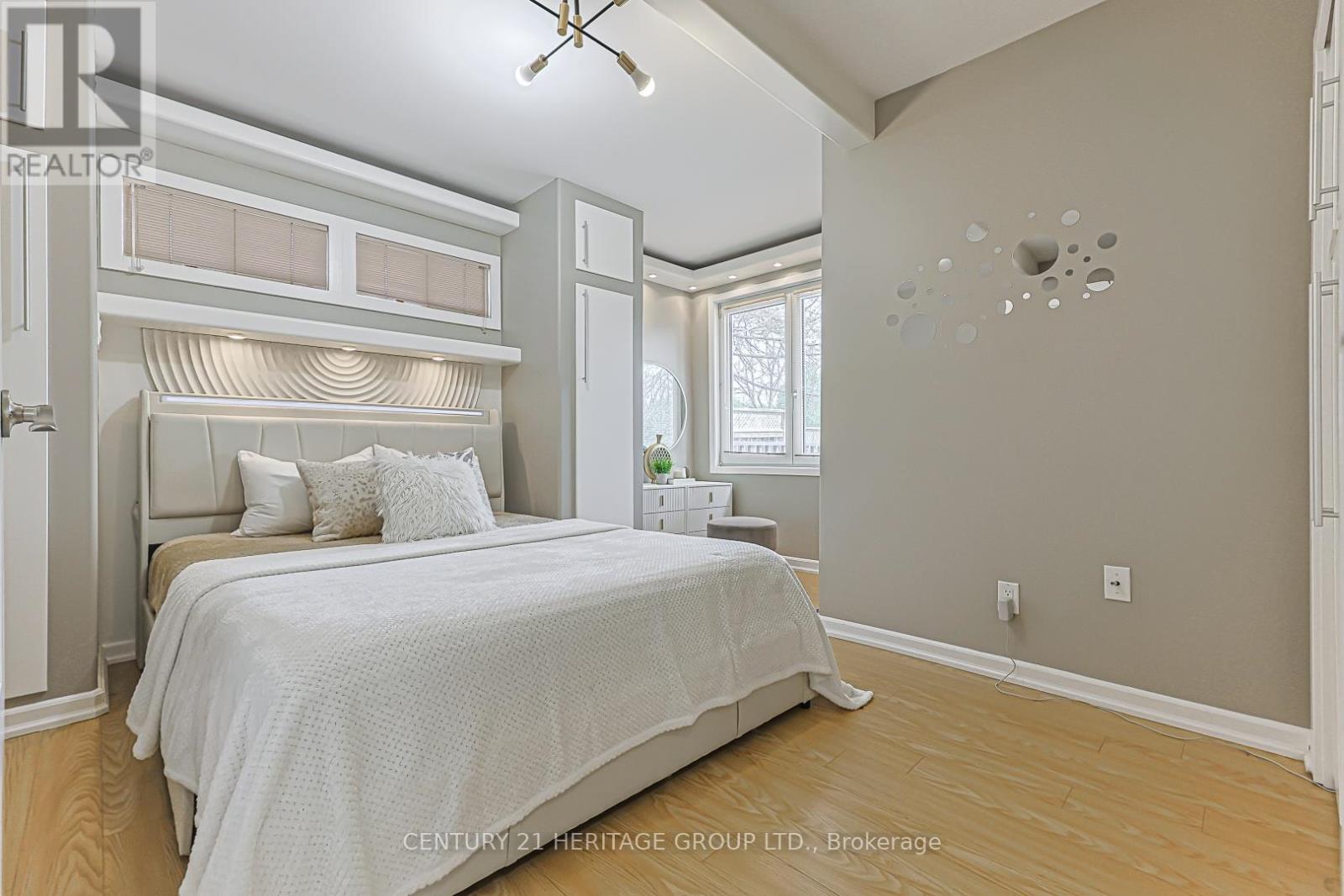 31 MITCHELL AVENUE — photo 11
