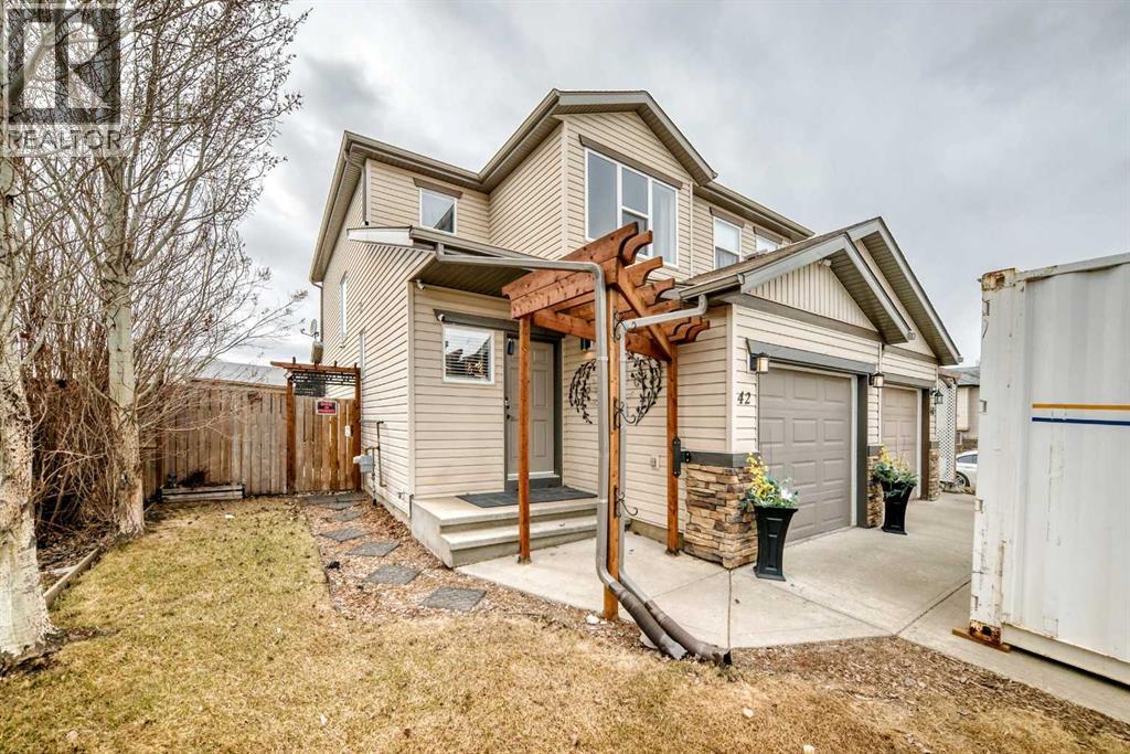 42 Jade Place, Red Deer
