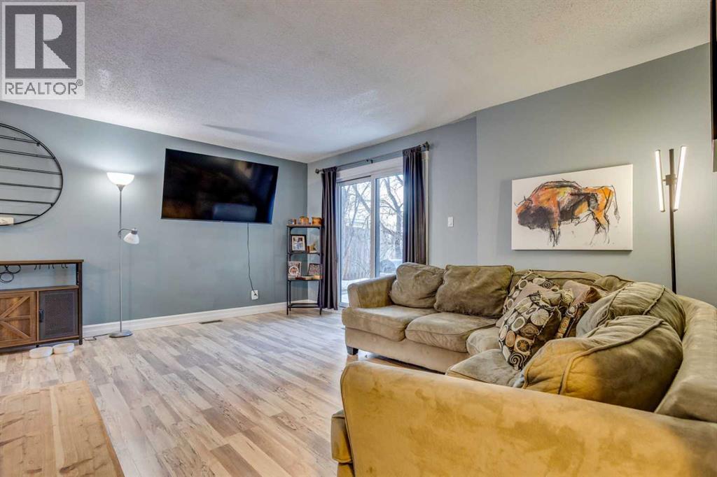 148 Silvertip Place - photo 4