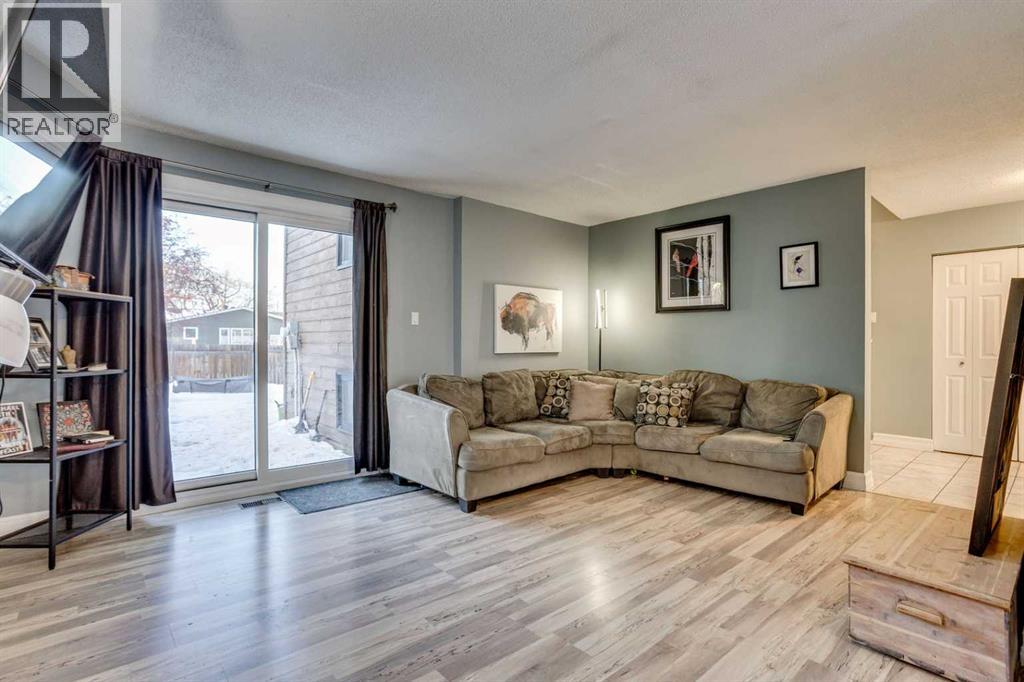 148 Silvertip Place - photo 5