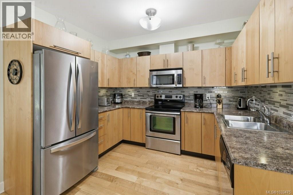 5 2320 Oakville Avenue, Sidney