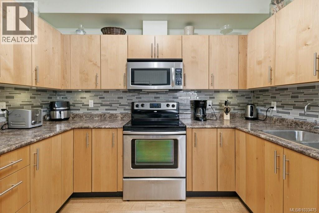 5 2320 Oakville Avenue, Sidney