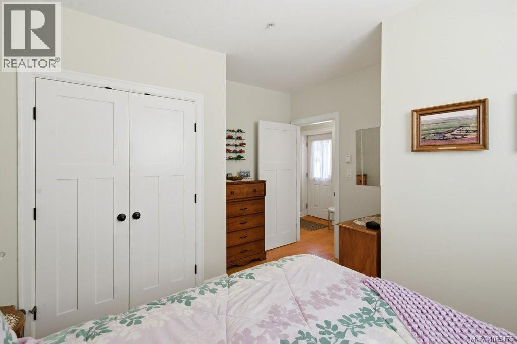 5 2320 Oakville Avenue, Sidney