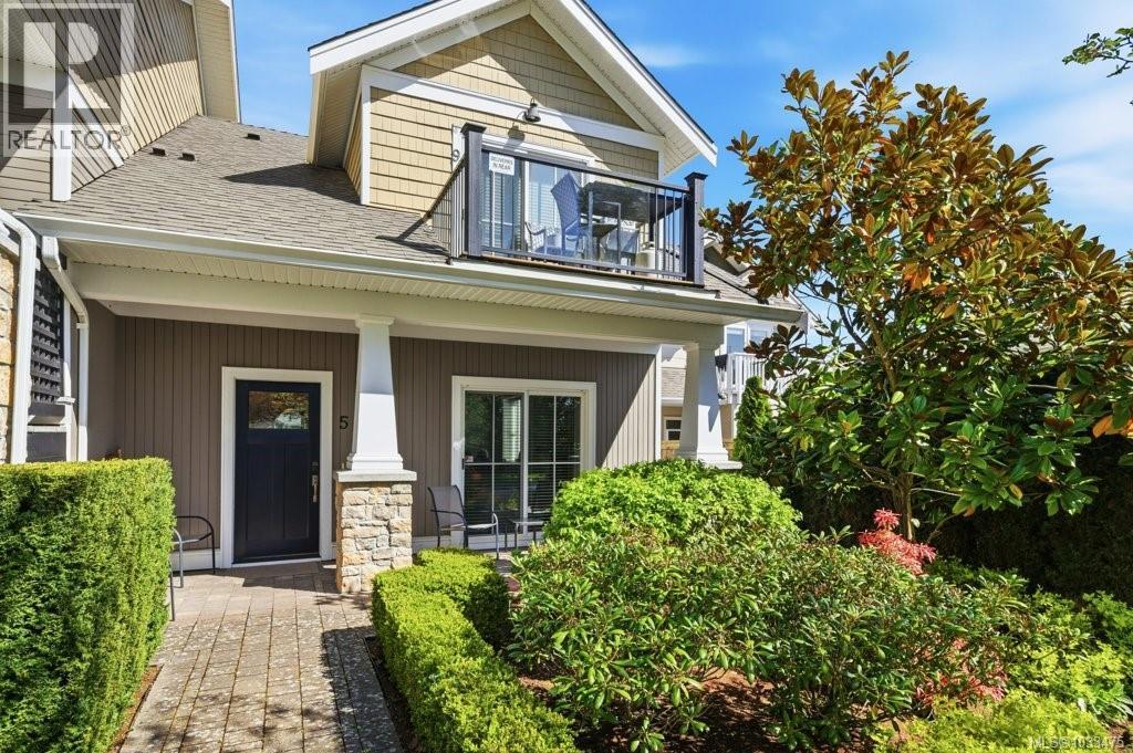 5 2320 Oakville Avenue, Sidney