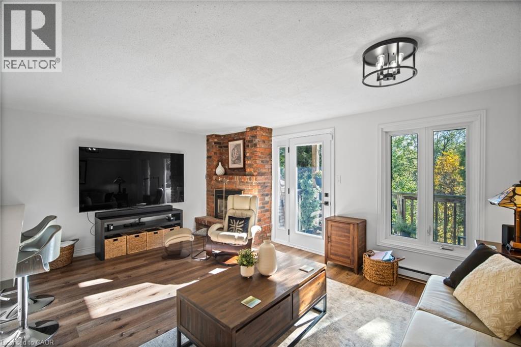 2058 BRANT Street Unit# 3, Burlington, Ontario, L7P3A6 — Photo 14