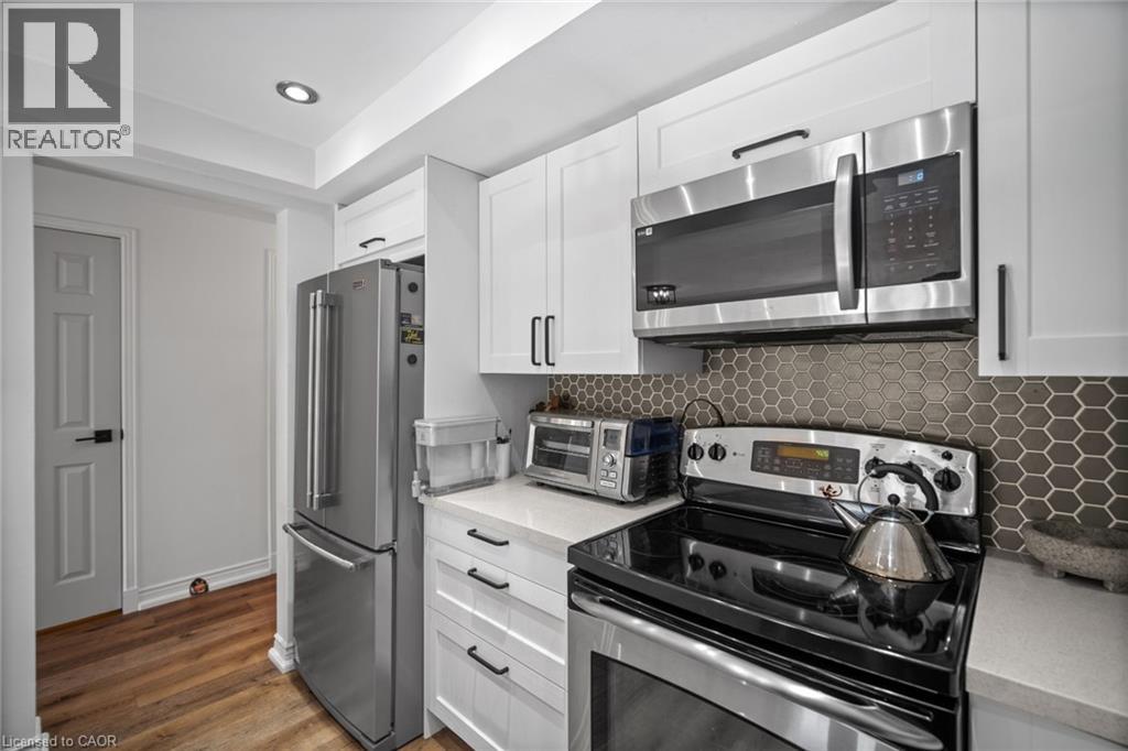 2058 BRANT Street Unit# 3, Burlington, Ontario, L7P3A6 — Photo 17