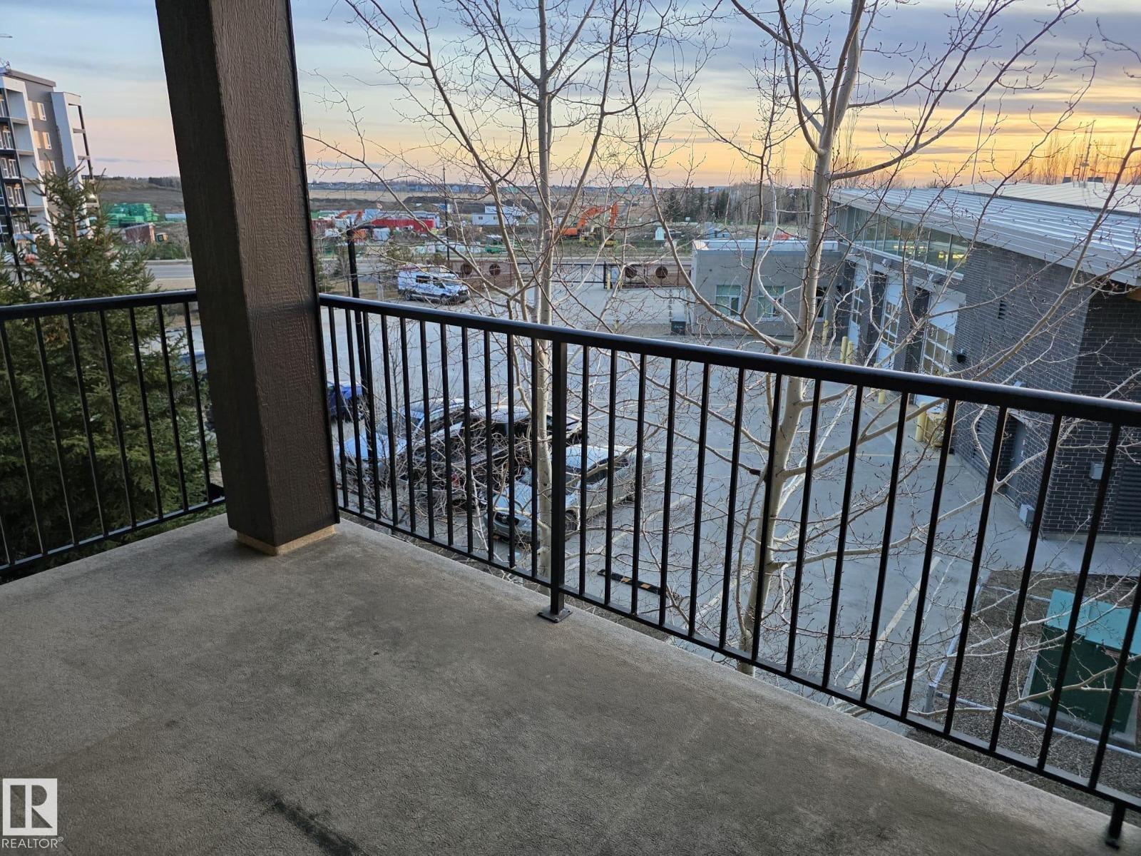 #310 12045 22 AV SW - 14