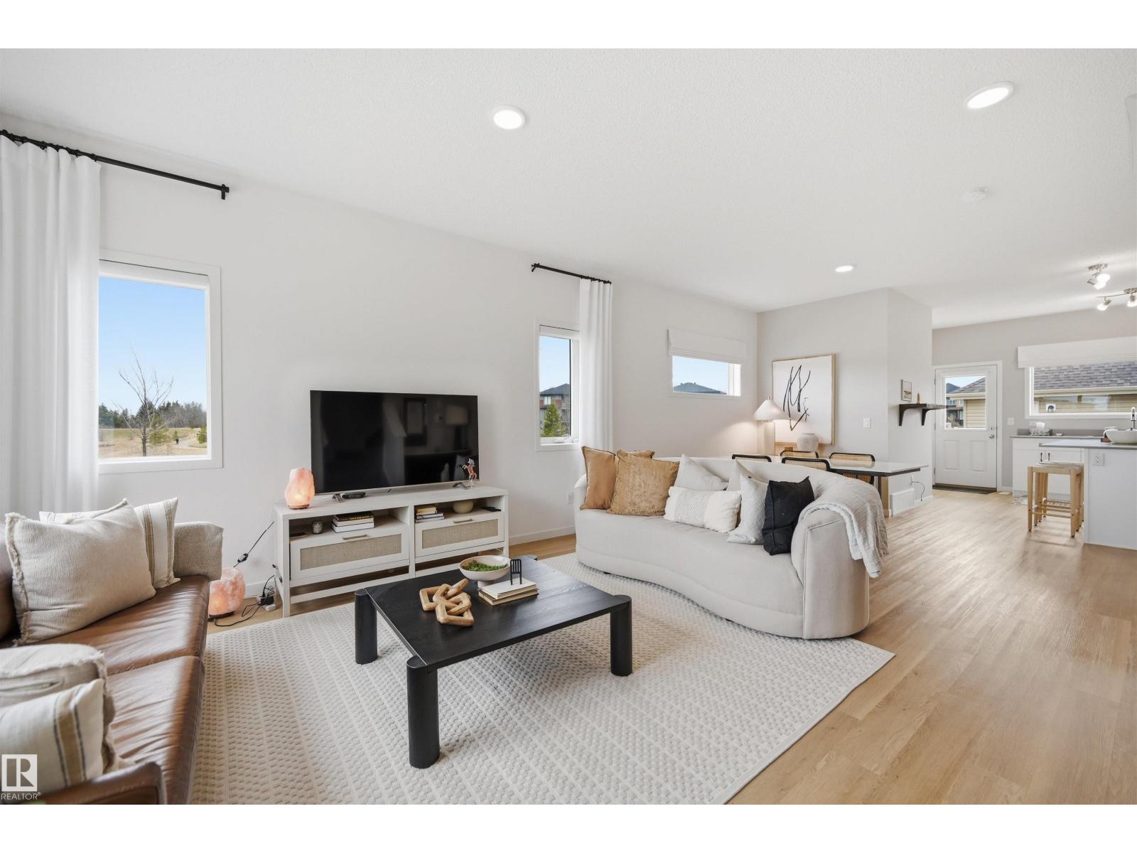 9496 COLAK LN SW, Edmonton