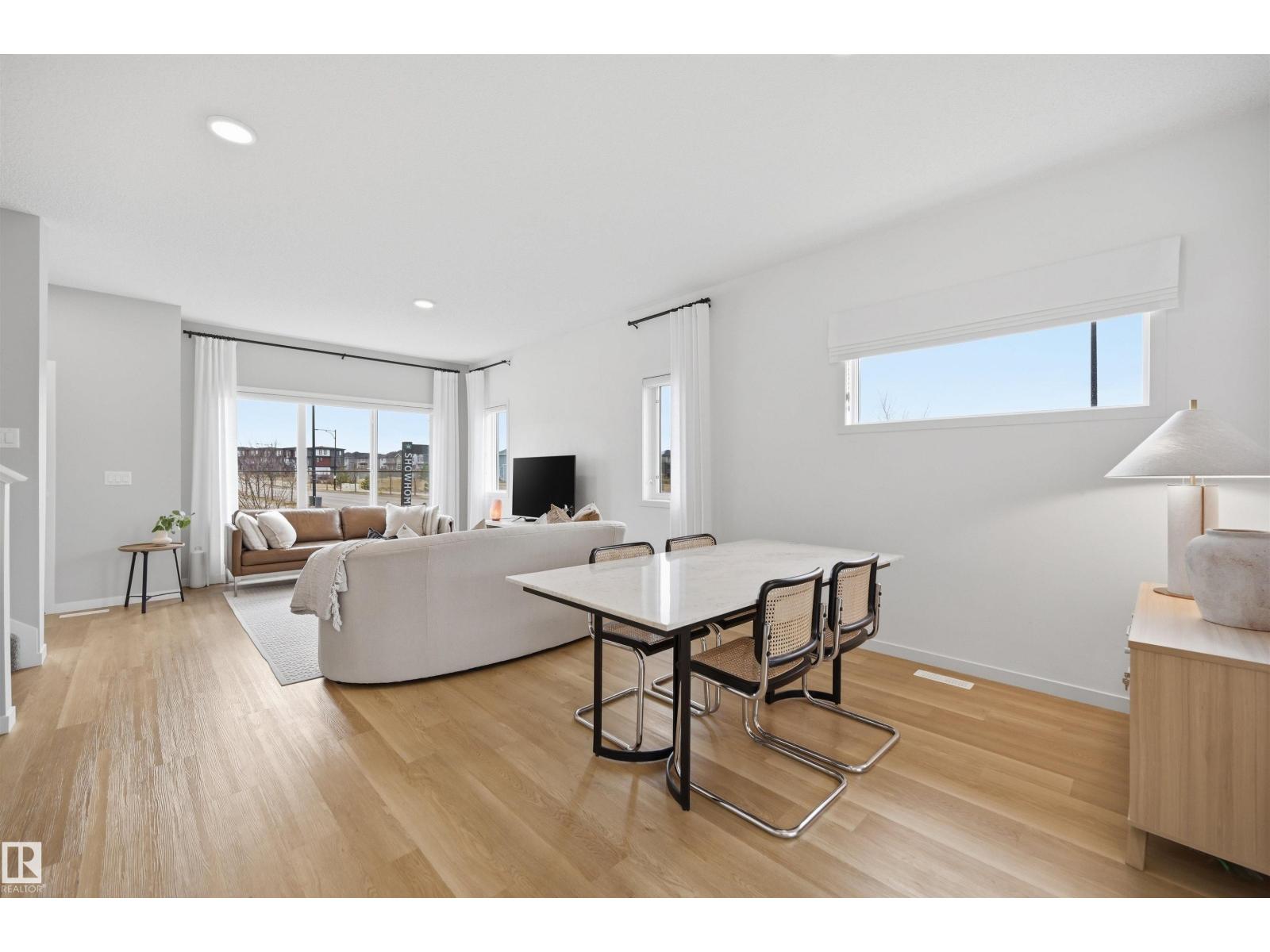 9496 COLAK LN SW, Edmonton