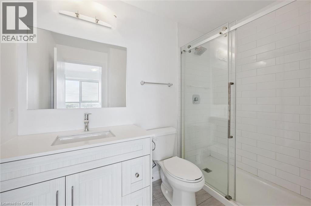 60 CHARLES Street W Unit# 1902, Kitchener, Ontario, N2G0C9 — Photo 23